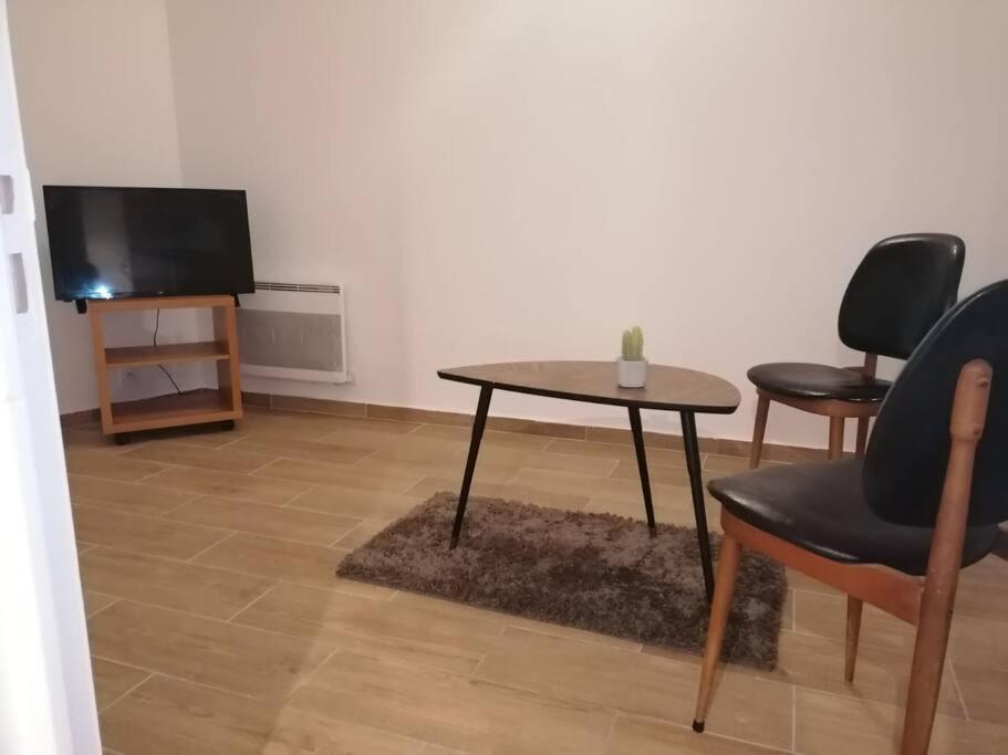 Apartmán Superbe Logement Drancy Exteriér fotografie